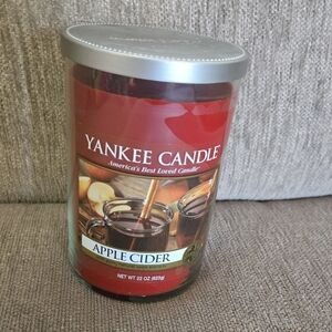 Yankee Candle Apple Cider